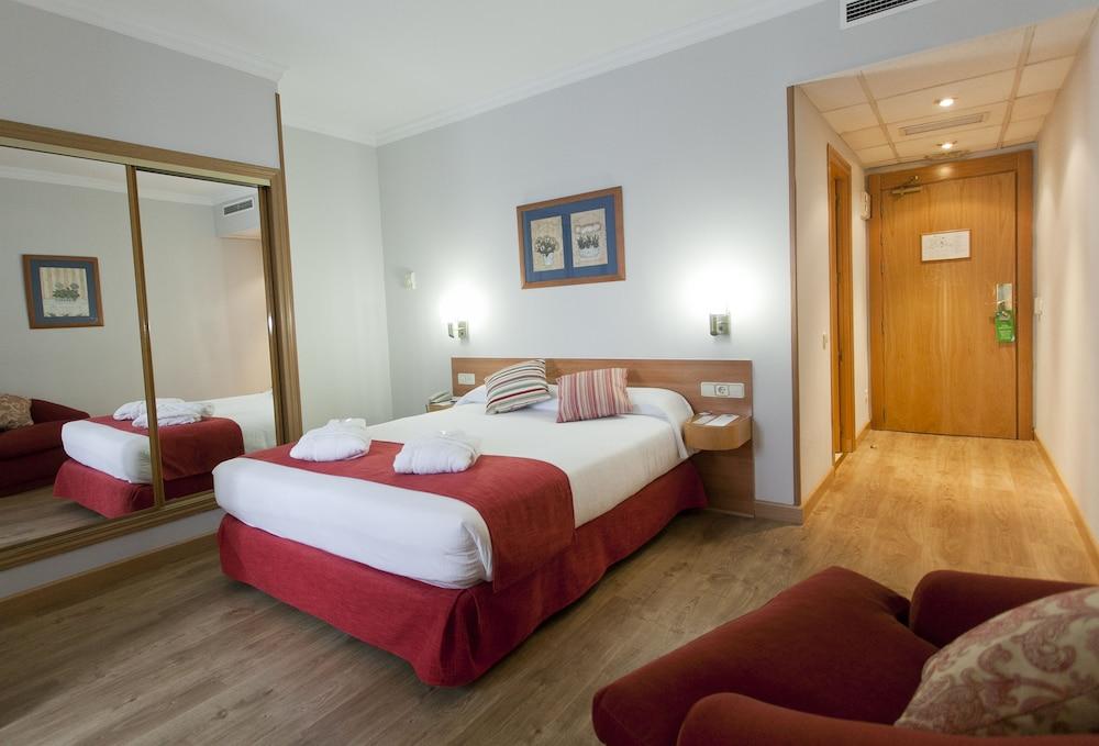 Muralto Madrid Princesa Экстерьер фото