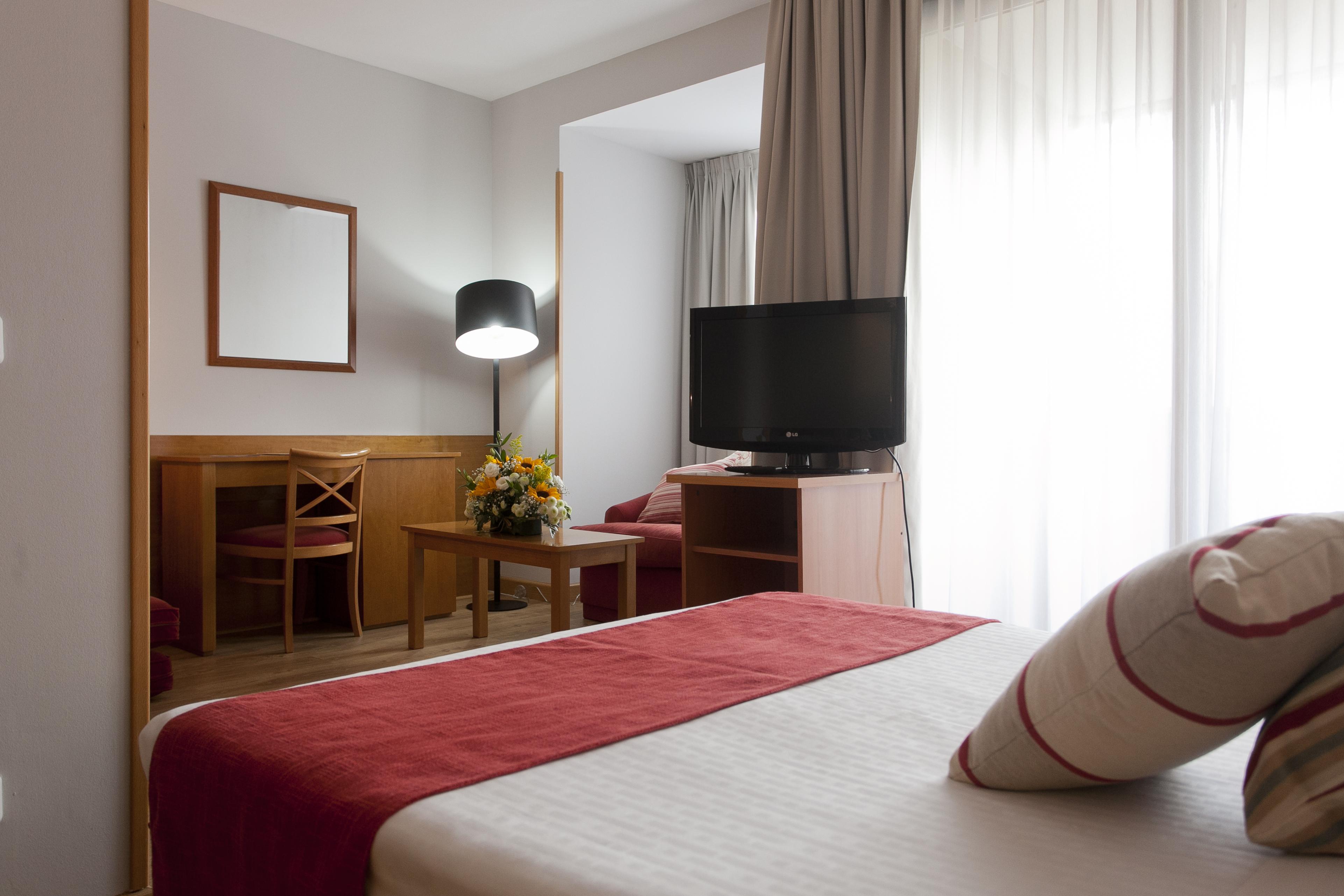 Muralto Madrid Princesa Экстерьер фото