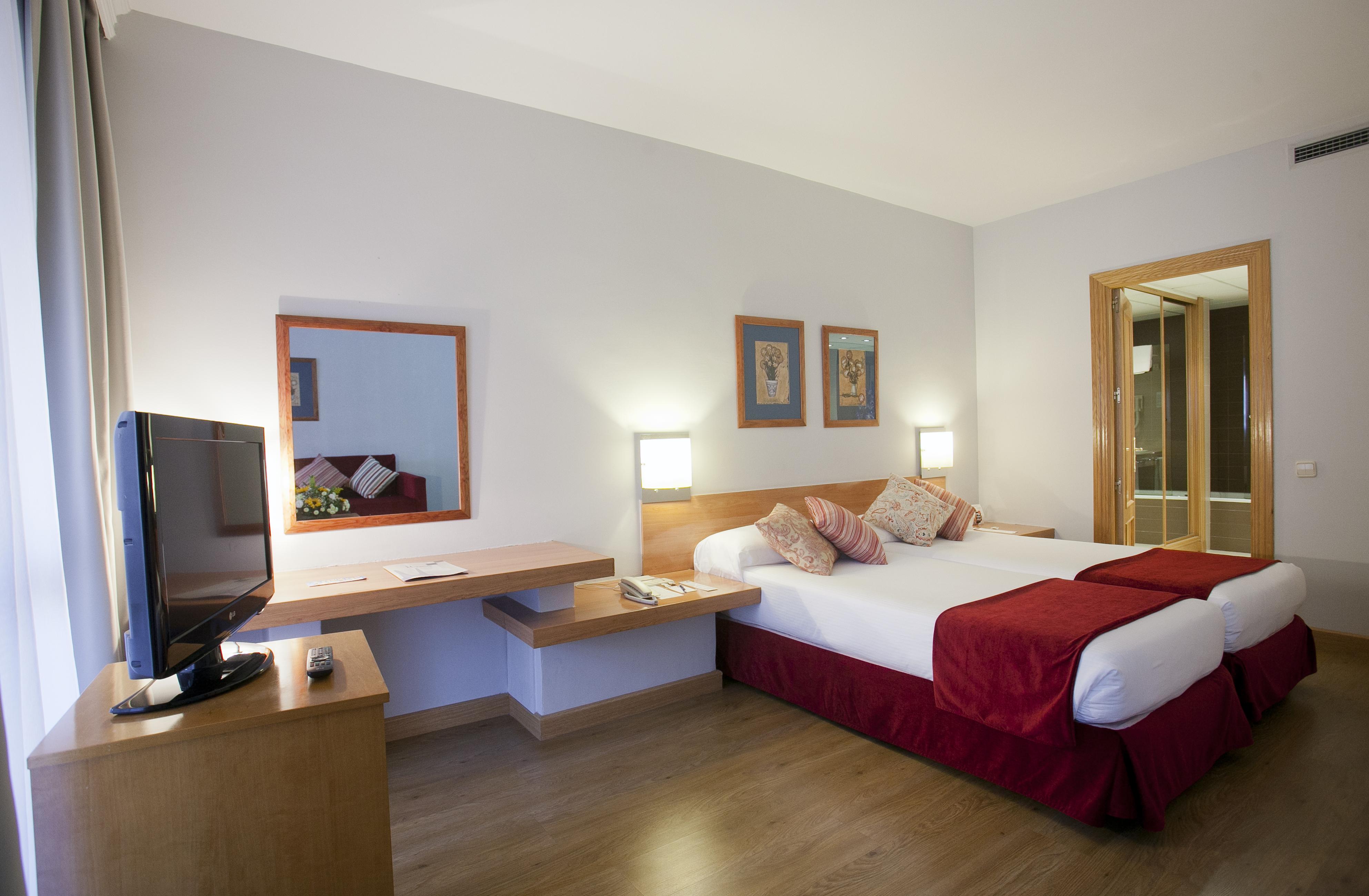 Muralto Madrid Princesa Экстерьер фото
