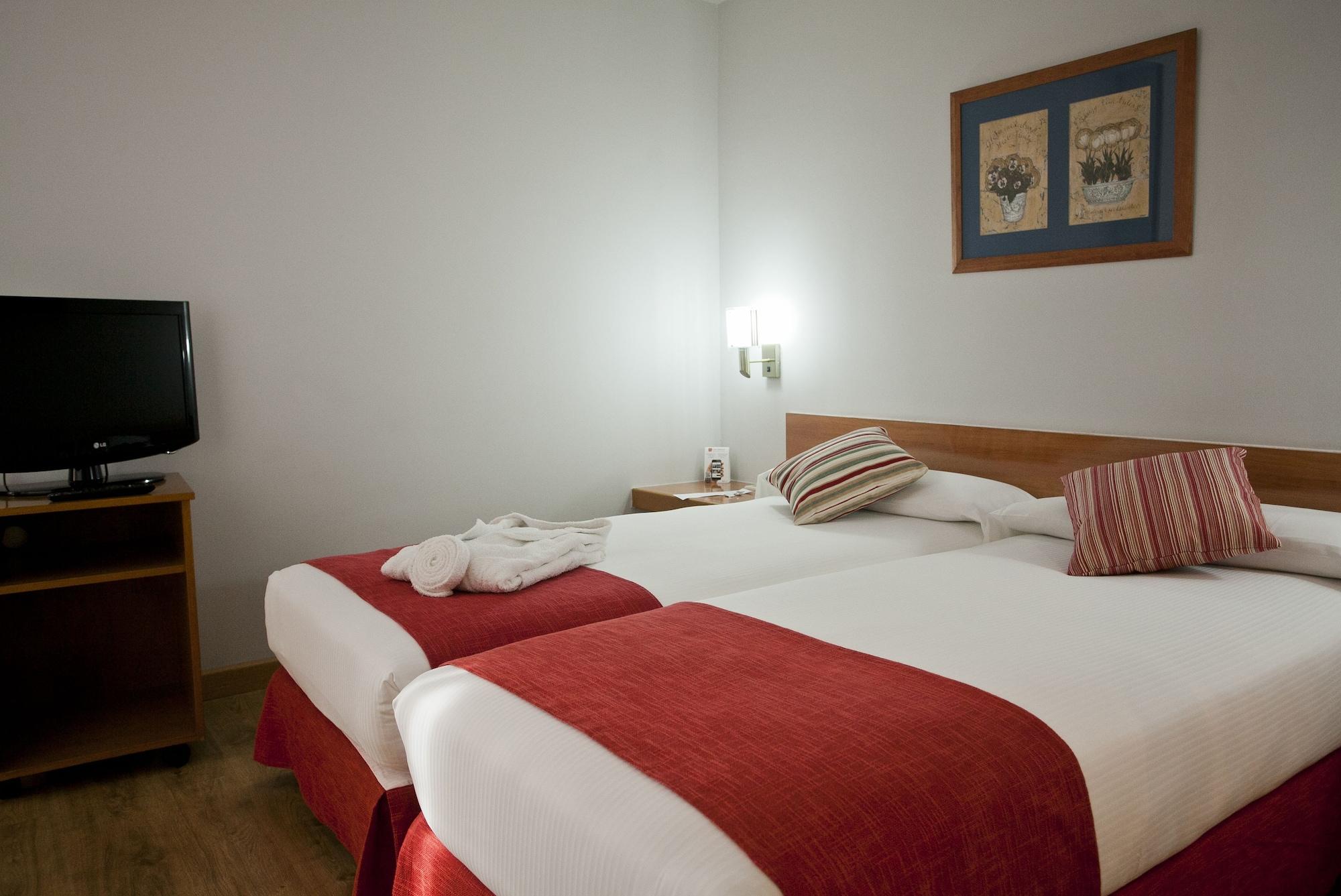 Muralto Madrid Princesa Экстерьер фото