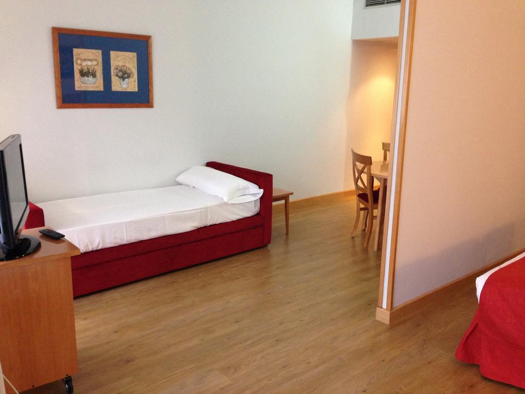 Muralto Madrid Princesa Экстерьер фото